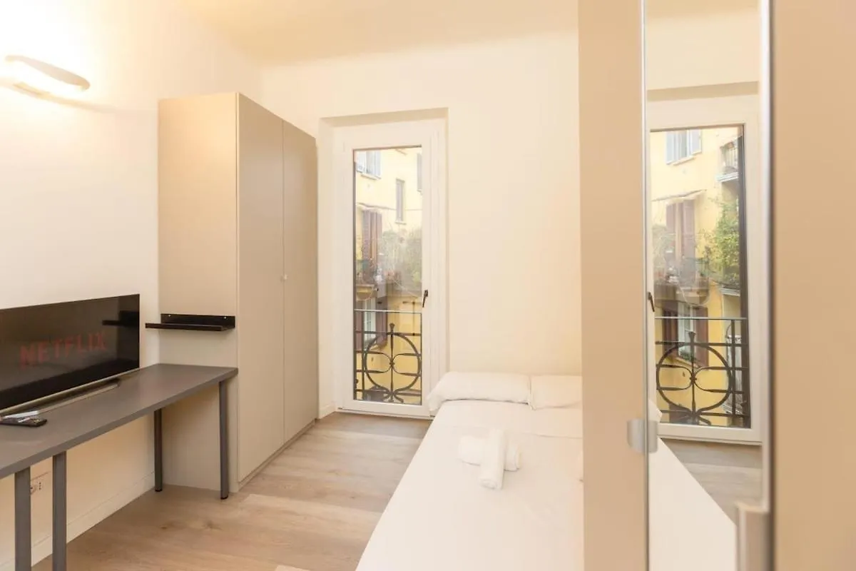 La Dolcevita Luxury Apartment - Belle Arti Palace - City Center Milan