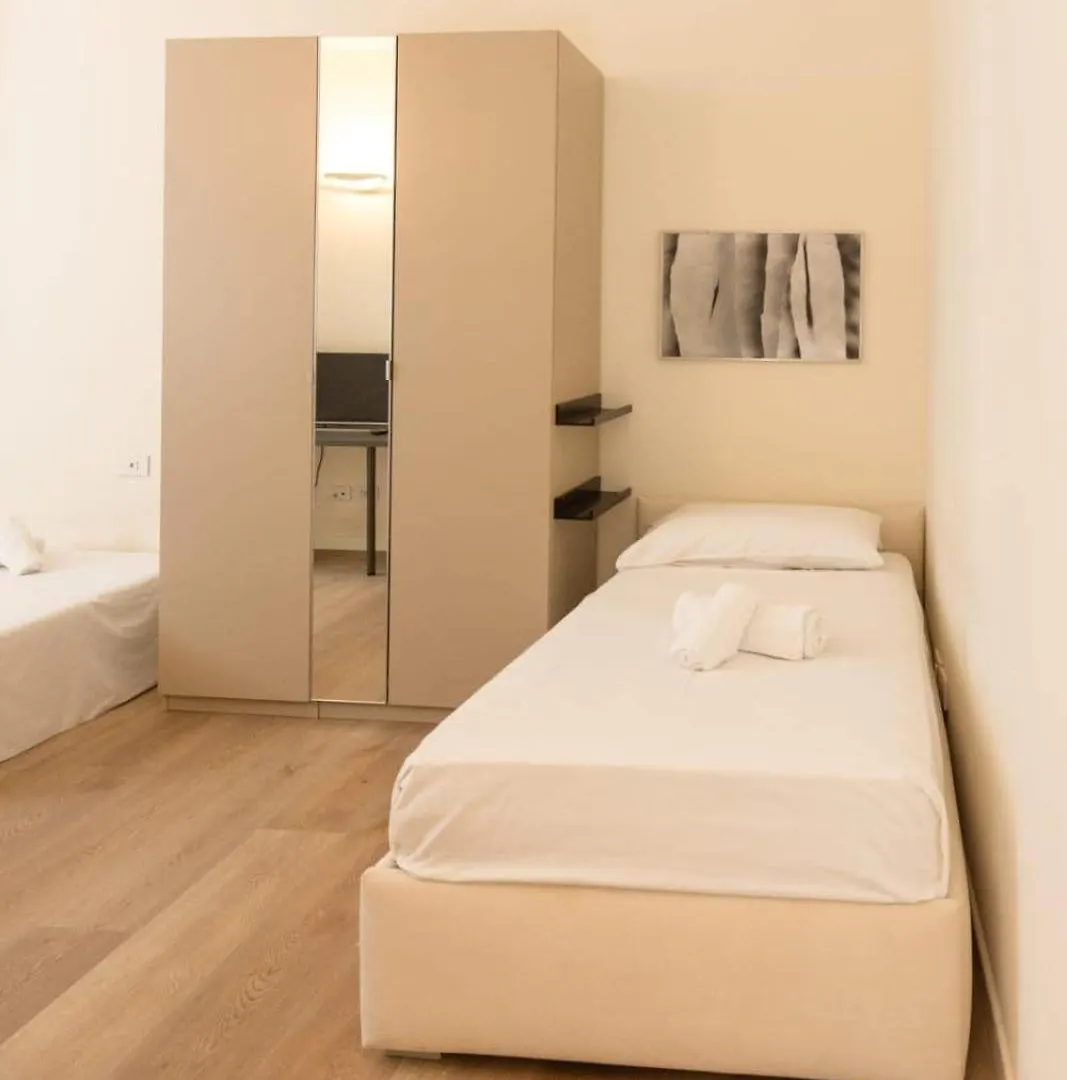 La Dolcevita Luxury Apartment - Belle Arti Palace - City Center Milan Italy